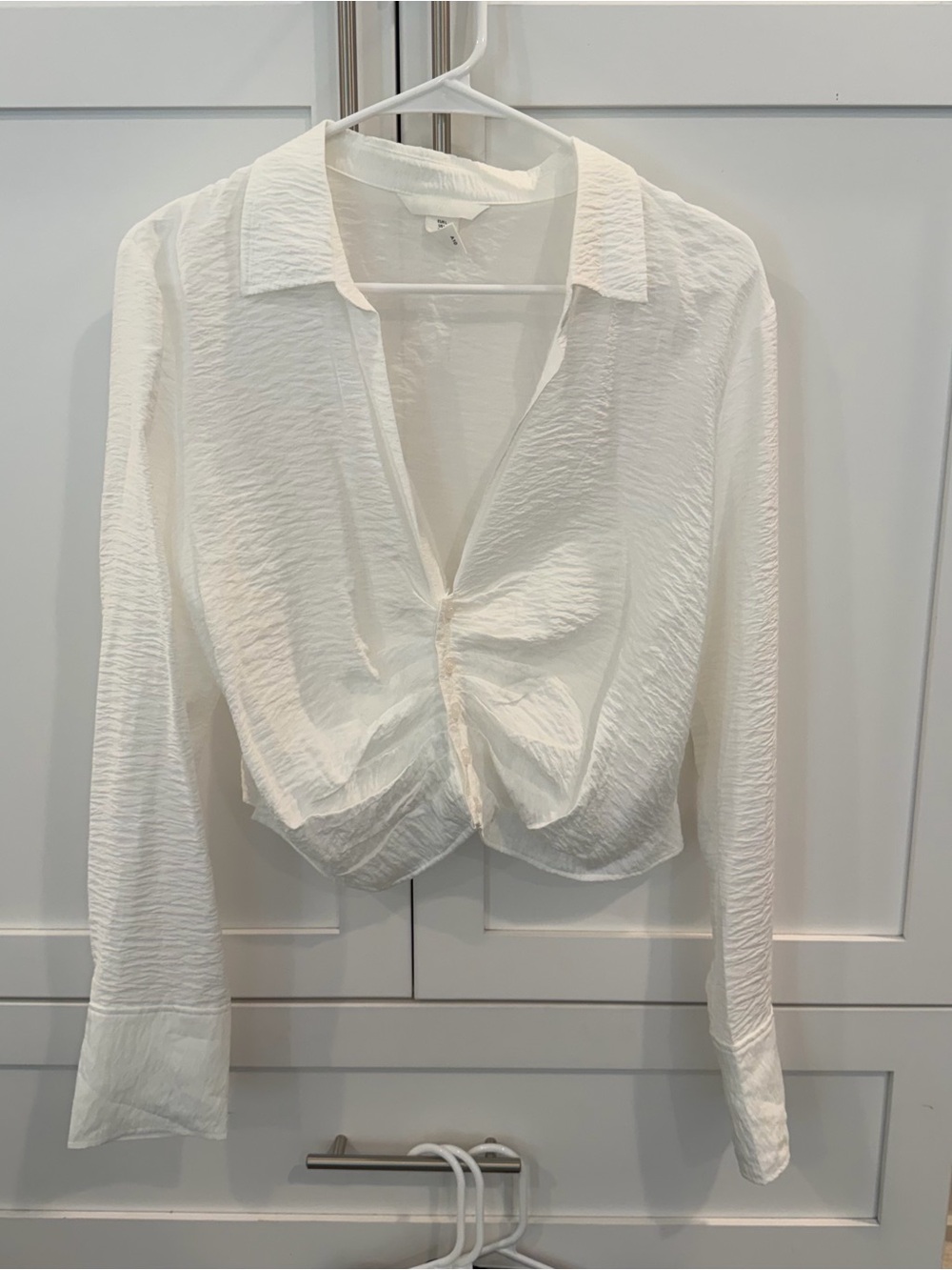 H&M White Cropped Textured Button-Front Blouse